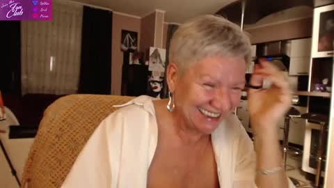 Roxana online show from 01/16/25, 07:52