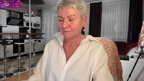 Roxana online show from 01/21/25, 02:37