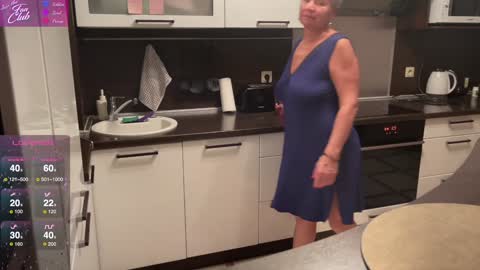 Roxana online show from 02/06/25, 04:14