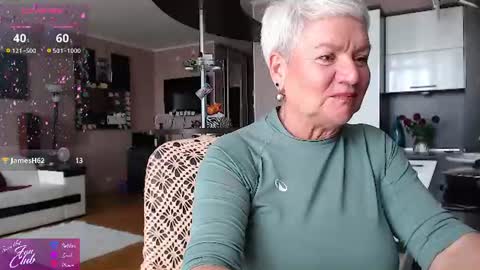 Snapshot of roxana_brooks chatting on 07/15/26, 11:04 Roxana online show from 07/15/26, 11:04
