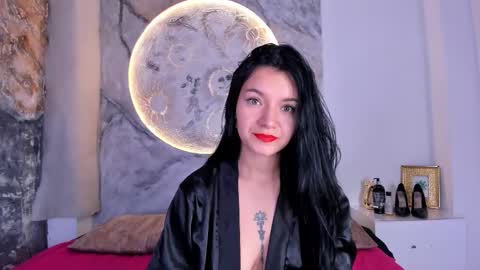 roxanaborns online show from 12/16/25, 01:05