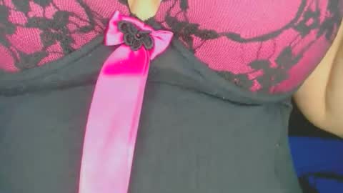 roxanasexy2025 online show from 10/01/25, 12:11