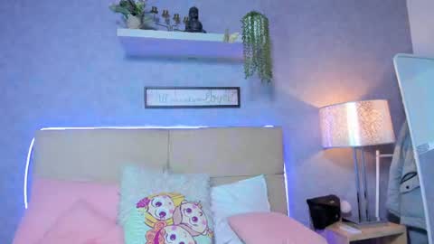 roxanebrown online show from 07/14/26, 02:05