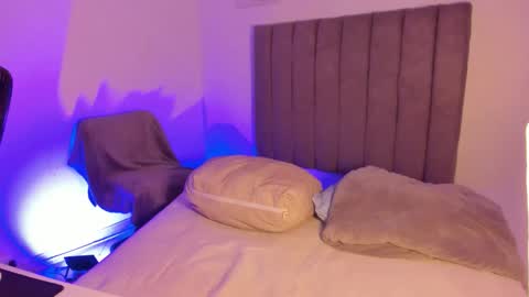 Roxane online show from 02/12/26, 05:02