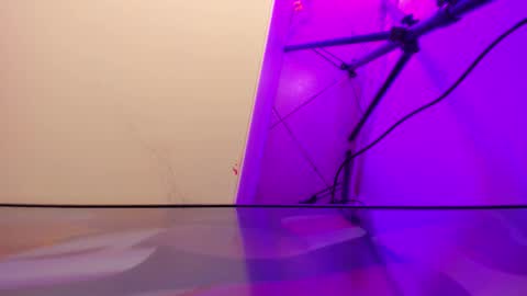 Roxane online show from 02/25/26, 07:51