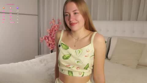 Anna Lokiss online show from 10/17/25, 11:57