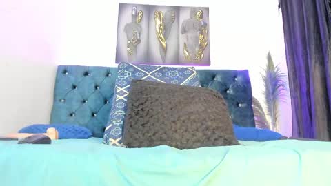 Roxanna online show from 04/30/26, 10:54