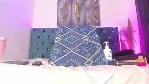 Roxanna online show from 07/08/26, 10:53