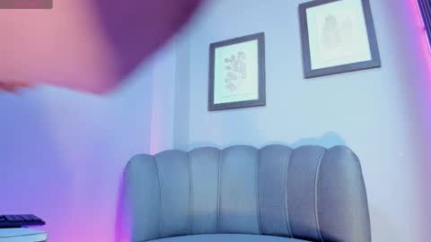 Snapshot of roxanna_moore2 chatting on 05/16/26, 12:26 Roxanna online show from 05/16/26, 12:26