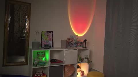 Roxy online show from 09/15/25, 11:49