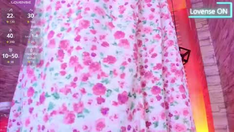 Snapshot of roxanne_han chatting on 02/06/26, 11:57 roxanne_han online show from 02/06/26, 11:57