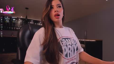 Roxanne Hill  online show from 09/13/25, 11:32