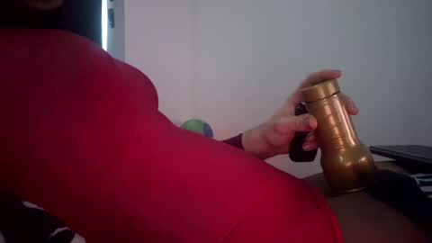 Snapshot of roxi6969 chatting on 02/16/25, 01:58 Power play online show from 02/16/25, 01:58