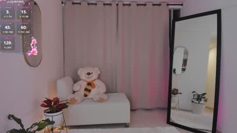  R O X I E  online show from 11/29/25, 01:30