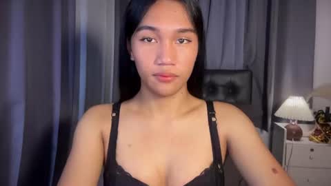 roxiethogersen online show from 07/20/26, 08:39