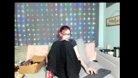 roxihazeleyes online show from 02/27/25, 07:12