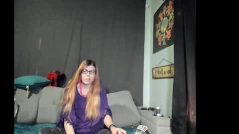 roxihazeleyes online show from 10/29/25, 07:59