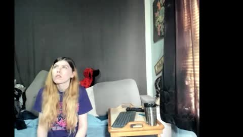 roxihazeleyes online show from 03/22/26, 04:43