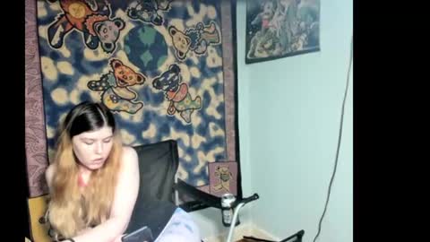 roxihazeleyes online show from 07/02/26, 12:32
