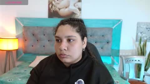 roxiie online show from 10/04/25, 03:04