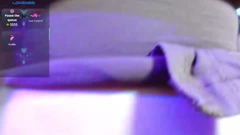 roxiie online show from 10/20/25, 07:36