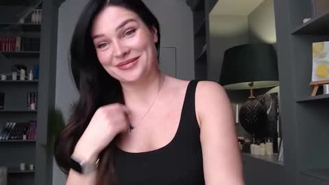 roxxiejet online show from 11/11/25, 08:25