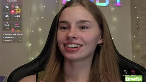 Snapshot of roxxxie_reid chatting on 05/01/26, 07:40 Roxieex ABBY online show from 05/01/26, 07:40