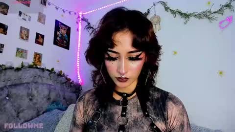 Roxxane online show from 03/10/25, 02:06