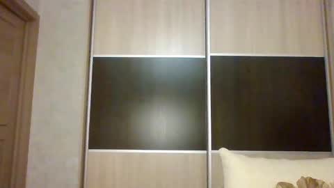 Roxxy Wharton online show from 11/18/25, 05:45