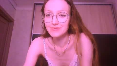 Snapshot of roxxywharton chatting on 06/29/26, 12:16 Roxxy Wharton online show from 06/29/26, 12:16