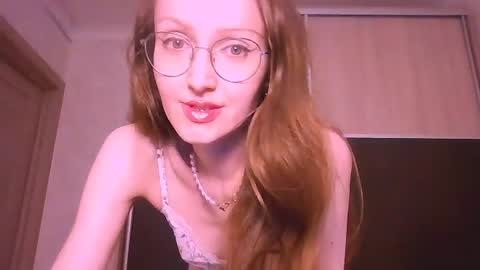 Snapshot of roxxywharton chatting on 07/13/26, 11:24 Roxxy Wharton online show from 07/13/26, 11:24