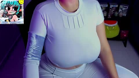 Annah  online show from 12/15/25, 09:13