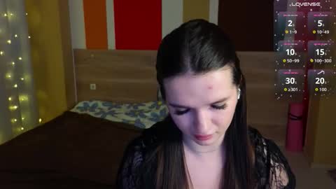 Roxy online show from 03/19/26, 05:50