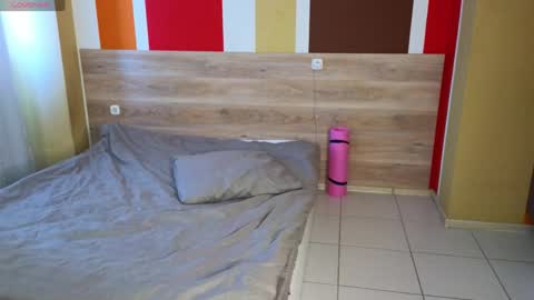 Roxy online show from 03/29/26, 04:45