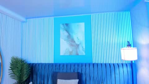 Roxy hell online show from 11/24/25, 12:05