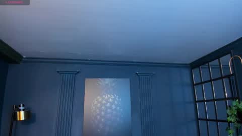 Roxy hell online show from 01/11/26, 12:10