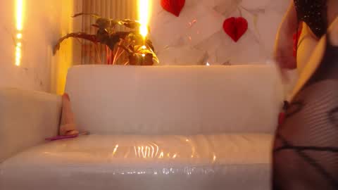 Snapshot of roxy_luxe_tf chatting on 02/14/26, 09:28 Roxy online show from 02/14/26, 09:28