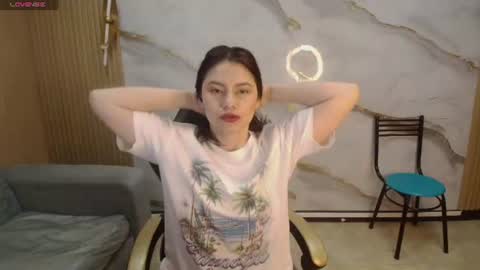 Snapshot of roxy_luxe_tf chatting on 06/17/26, 12:40 Roxy online show from 06/17/26, 12:40