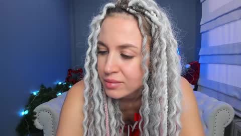 Snapshot of roxy_mars chatting on 01/03/25, 08:10 Roxy online show from 01/03/25, 08:10