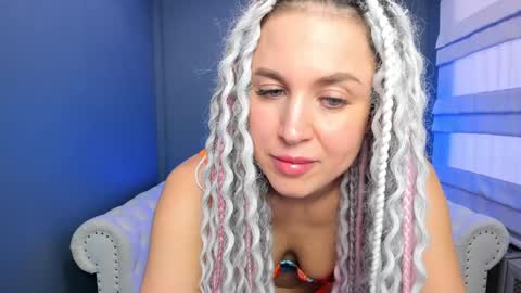 Snapshot of roxy_mars chatting on 01/07/25, 08:24 Roxy online show from 01/07/25, 08:24