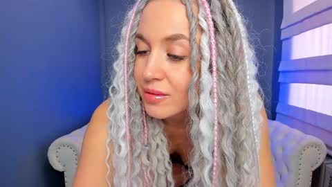 Roxy online show from 01/25/25, 08:10