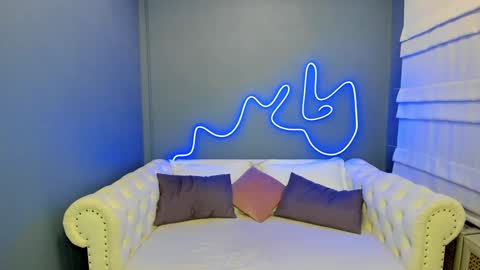 Snapshot of roxy_mars chatting on 01/29/25, 01:16 Roxy online show from 01/29/25, 01:16