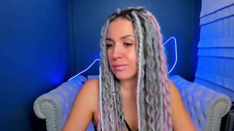 Snapshot of roxy_mars chatting on 01/11/26, 01:21 Roxy online show from 01/11/26, 01:21