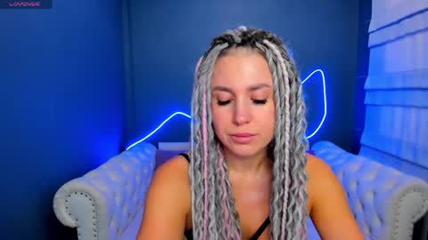 Roxy online show from 04/09/26, 01:49