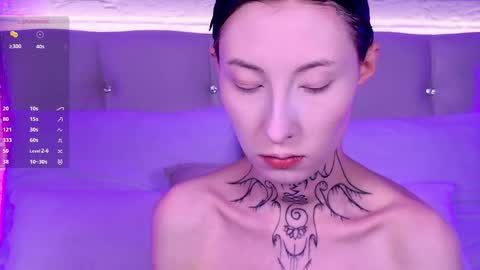Snapshot of roxy_morrison_x chatting on 05/04/26, 03:35 roxanne online show from 05/04/26, 03:35