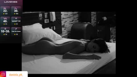 R O X Y  online show from 12/23/24, 03:29