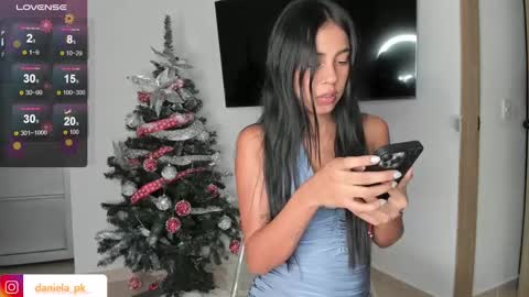 R O X Y  online show from 12/28/24, 11:37