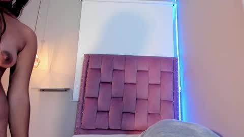 roxy_stone1 online show from 03/19/26, 08:24