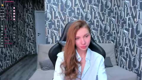 Snapshot of roxy_the_daedevill chatting on 12/18/24, 04:42 roxy_the_daedevill online show from 12/18/24, 04:42