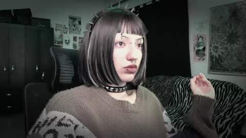Roxy Independient model Help me to reach 50 thumbs up online show from 06/04/26, 12:49